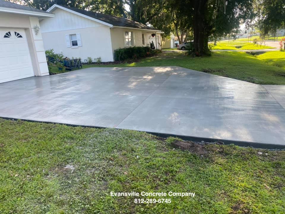 concrete driveway Evansville